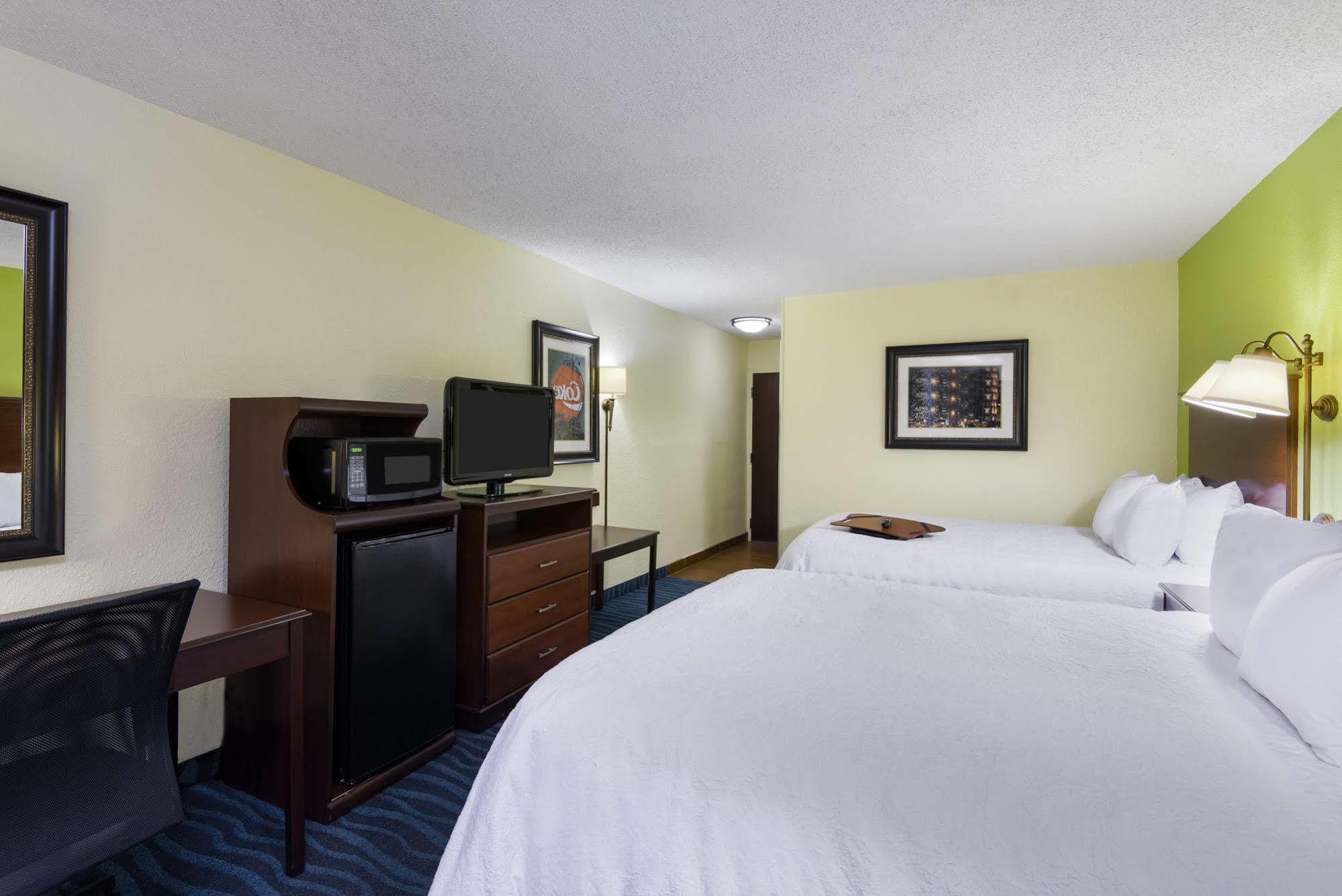 Hampton Inn Atlanta Perimeter Center Sandy Springs Bagian luar foto